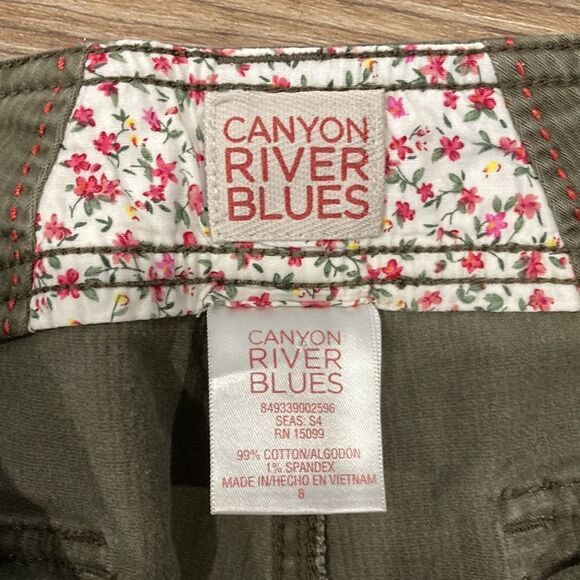 5/$15 Canyon River Blues Women’s Green Corduroy Capris Utility Pockets size 8 - Picture 4 of 5